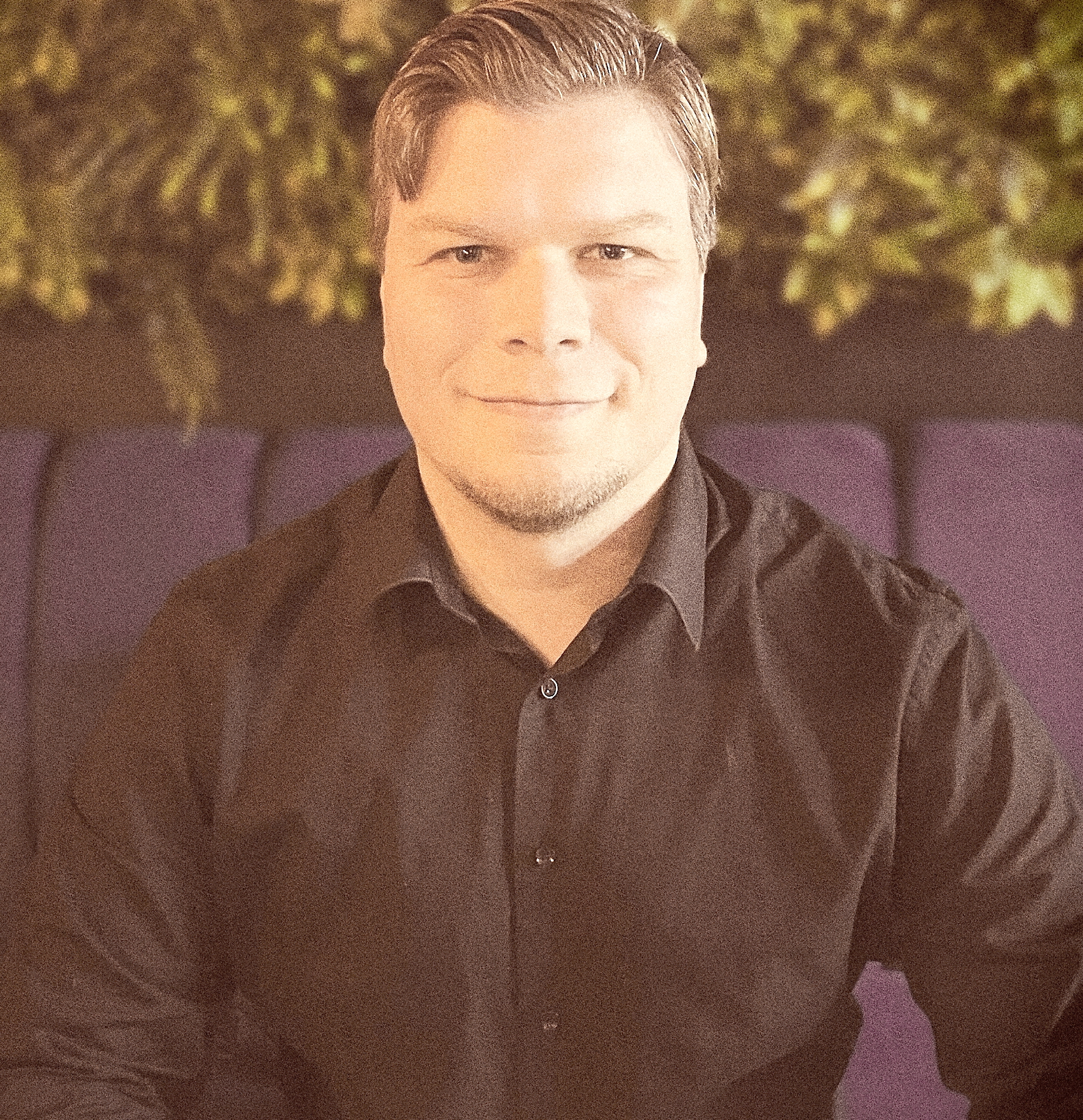 Oliver beim konzipieren einer Web-Anwendung